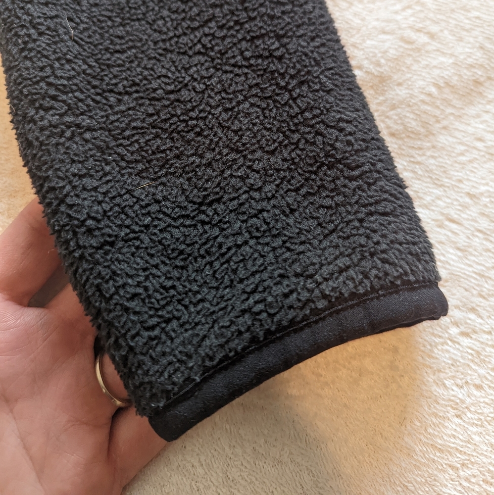 Final call 4/22- North Face fleece sweatshirt - Picture 8 of 9